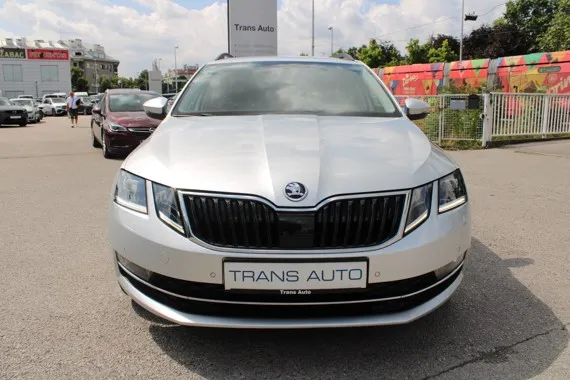 Škoda Octavia Combi 1.6 TDi Style *LED,NAVIGACIJA* Image 2