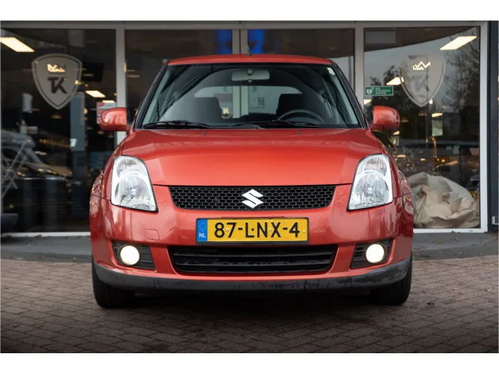 Suzuki Swift 1.5 Exclusive  Image 2